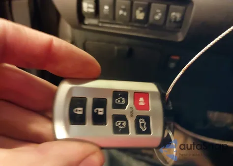 2015 Toyota Sienna Limited Premium 7 Passenger from USA, damaged, VIN 5TDDK3DC5FS121792